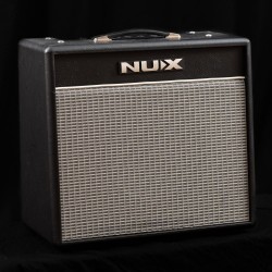 Nux MIGHTY40BT digital amplifier 40 watt - 10" speaker - DSP - tuner