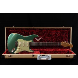 Fender Custom Shop limited edition '63 Stratocaster Relic, Aged Sherwood Green Metallic preorder